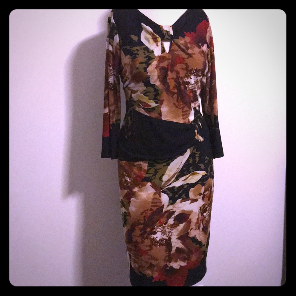 Women’s multi color form fitted dress